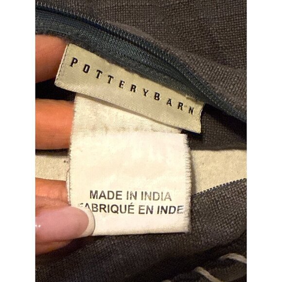 2 Pottery Barn Grey Moroccan Tile Embroidered Pillows Shams 22X22 - Picture 3 of 11